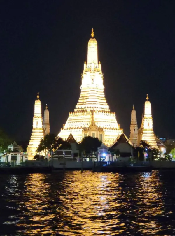 Wat Arun temple