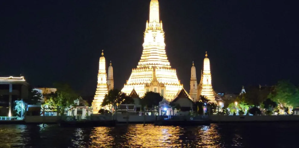 Wat Arun temple